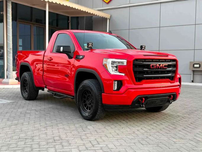 مستعملة GMC Sierra رابعاً, 6.2 l, 2021 في في الإمارات, أبوظبي من Al Hazim Motors، اللون أحمر. مواصفات الخليج | AUTO.AE | إعلان #276328