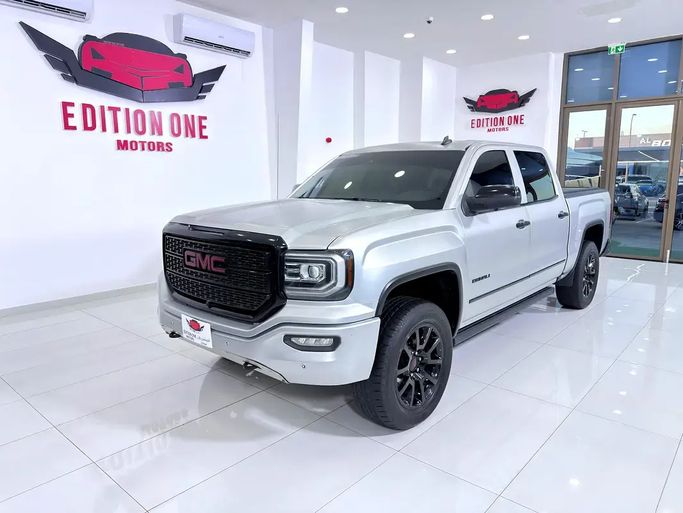 مستعملة GMC Sierra عملية فيس ليفت III (K2XX), 5.3 l, 2018 في في الإمارات, أبوظبي من Edition One Motors، اللون فضي. مواصفات الخليج | AUTO.AE | إعلان #276689