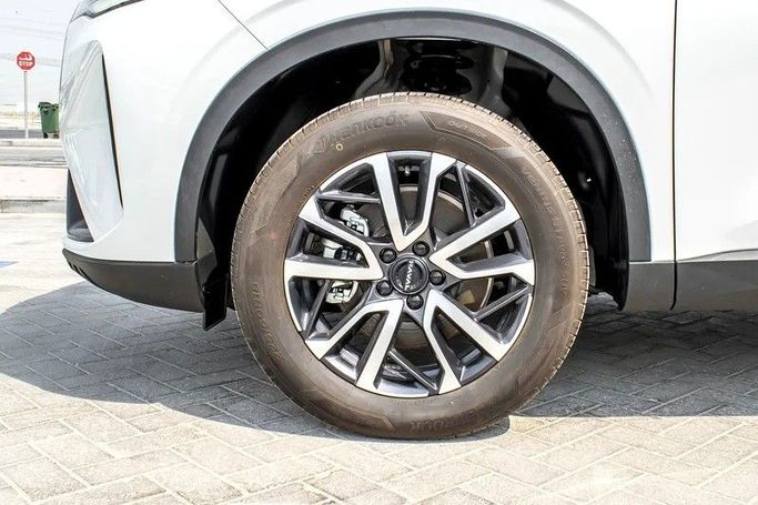 جديدة Haval H6 ثالثاً, 2.0 l, 2025 في في أبو ظبي من New Sahraa Cars، اللون أبيض. مواصفات الخليج | AUTO.AE