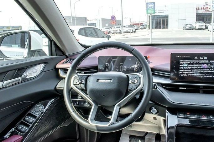 جديدة Haval H6 ثالثاً, 2.0 l, 2025 في في أبو ظبي من New Sahraa Cars، اللون أبيض. مواصفات الخليج | AUTO.AE