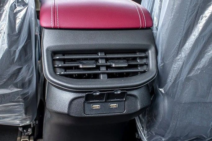 جديدة Haval H6 ثالثاً, 2.0 l, 2025 في في أبو ظبي من New Sahraa Cars، اللون أبيض. مواصفات الخليج | AUTO.AE