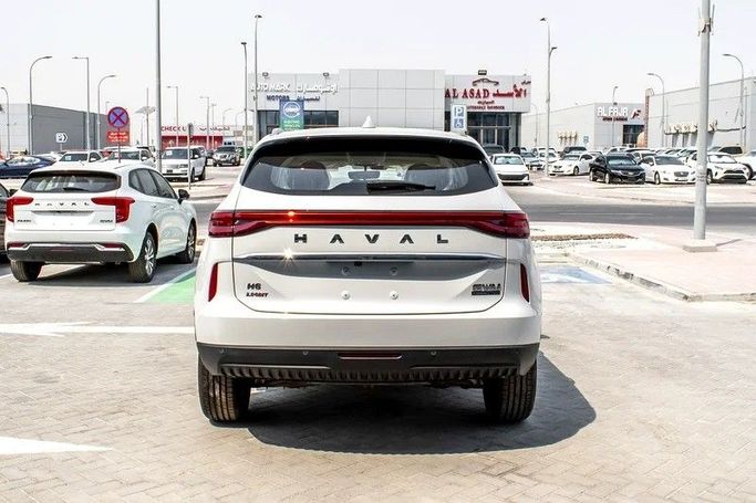 جديدة Haval H6 ثالثاً, 2.0 l, 2025 في في أبو ظبي من New Sahraa Cars، اللون أبيض. مواصفات الخليج | AUTO.AE