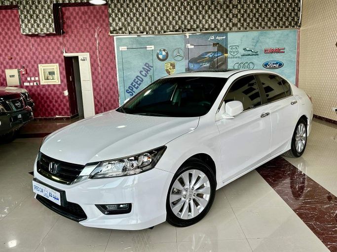 Used Honda Accord IX, 2.4 l, 2014 in Abu Dhabi by Speed Car Motors, White color.  | AUTO.AE
