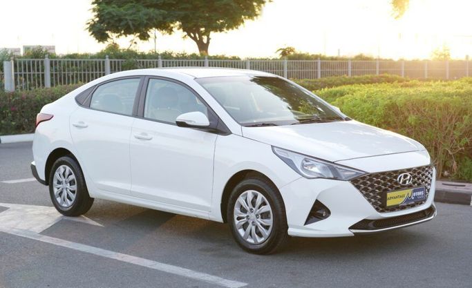 Used Hyundai Accent V Facelift, 1.6 l, 2022 in Abu Dhabi by Advantage Motors, White color. GCC Specs | AUTO.AE