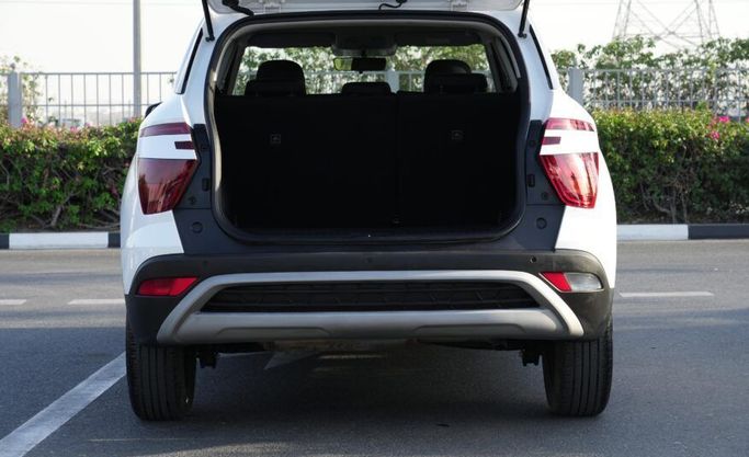 Подержанный Hyundai Creta II, 1.5 л, 2023 в Абу-Даби от Advantage Motors Белый цвет. GCC | AUTO.AE