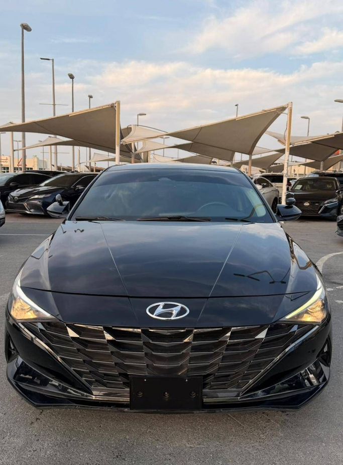 Used Hyundai Elantra VII (CN7), 2.0 l, 2021 in Sharjah by Al Masah Al Malakia, Black color. American Specs | AUTO.AE