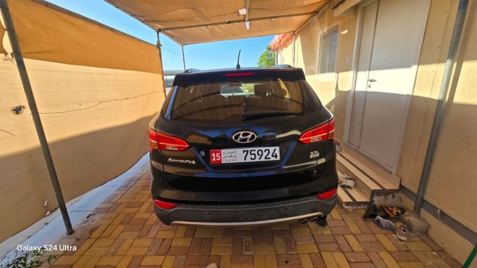 Подержанный ⁦Hyundai Santa Fe III, 3.3 л, 2015⁩ в ОАЭ, Абу-Даби Черный цвет. GCC | AUTO.AE | Объявление #285862