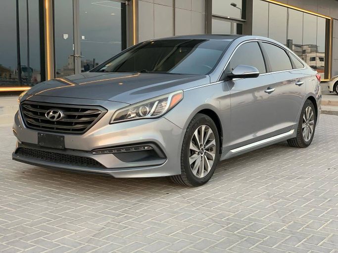Used Hyundai Sonata VII (LF), 2.0 l, 2016 in Abu Dhabi by Al Fajr Automobile showroom, Grey color. GCC Specs | AUTO.AE