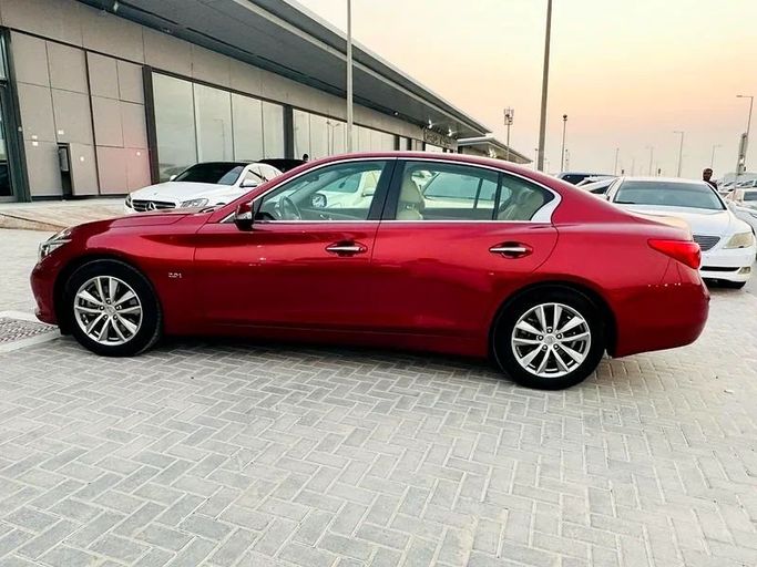Used Infiniti Q50 I, 2.0 l, 2016 in Abu Dhabi by Al Asad Automobile Showroom, Burgundy color. GCC Specs | AUTO.AE