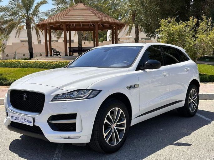 Used Jaguar F-Pace I, 2.0 l, 2020 in Abu Dhabi by Speed Car Motors, White color. GCC Specs | AUTO.AE