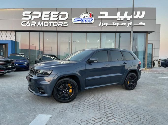Подержанный Jeep Grand Cherokee SRT IV (WK2) Рестайлинг, 6.4 л, 2020 в Абу-Даби от Speed Car Motors Тёмно-синий цвет.  | AUTO.AE