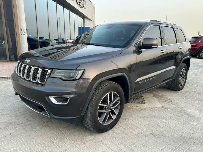 Подержанный Jeep Grand Cherokee IV (WK2) Рестайлинг, 3.6 л, 2020 в ОАЭ, Абу-Даби от Bin Faraj Automobile Showroom Серый цвет. GCC | AUTO.AE | Объявление #275541