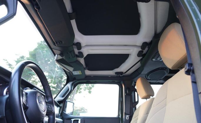 Used Jeep Wrangler IV (JL), 3.6 l, 2022 in Abu Dhabi by Advantage Motors, Green color. GCC Specs | AUTO.AE