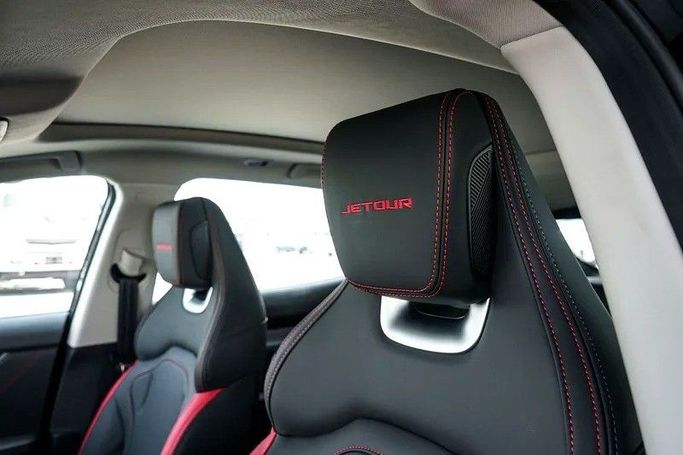 New Jetour Dashing I, 1.6 l, 2024 in Abu Dhabi by Al Waleed Used Cars, Grey color. Chinese Specs | AUTO.AE