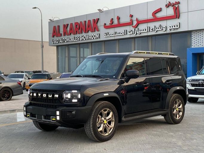 Новый Jetour T2, 2.0 л, 2025 в Абу-Даби от The Shark Automobile Showroom Черный цвет.  | AUTO.AE