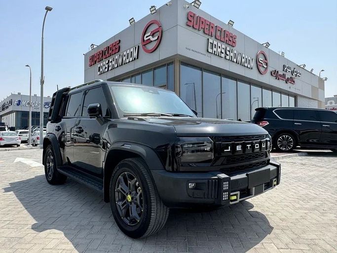 Подержанный Jetour T2, 2.0 л, 2024 в Абу-Даби от Super Class Cars Showroom Черный цвет. Китайская | AUTO.AE