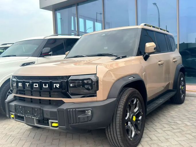Подержанный Jetour T2, 2.0 л, 2025 в ОАЭ, Абу-Даби от Super Class Cars Showroom Бежевый цвет. GCC | AUTO.AE | Объявление #275614