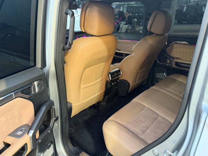 Used Jetour T2, 2.0 l, 2026 in UAE, Abu Dhabi by Al Shorook Used Car Exhibition, Silver color. GCC Specs | AUTO.AE | Listing #281683 — photo 6 of 11