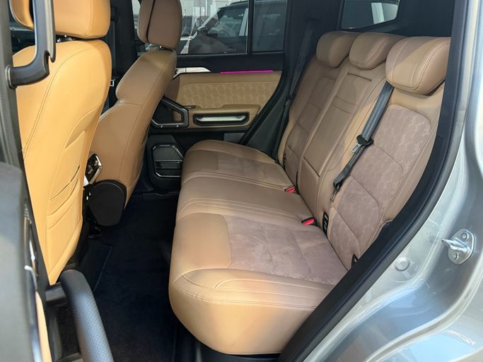 Used Jetour T2, 2.0 l, 2026 in UAE, Abu Dhabi by Al Shorook Used Car Exhibition, Silver color. GCC Specs | AUTO.AE | Listing #281683 — photo 8 of 11