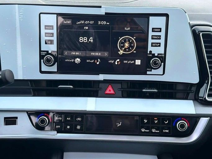 New Kia Sportage V, 1.5 l, 2024 in Abu Dhabi by Al Lulu Cars, White color. GCC Specs | AUTO.AE