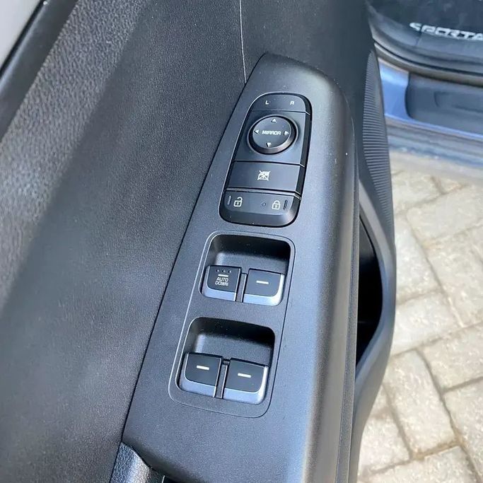 Used Kia Sportage IV, 1.6 l, 2018 in Abu Dhabi by Emco car, Blue color. GCC Specs | AUTO.AE