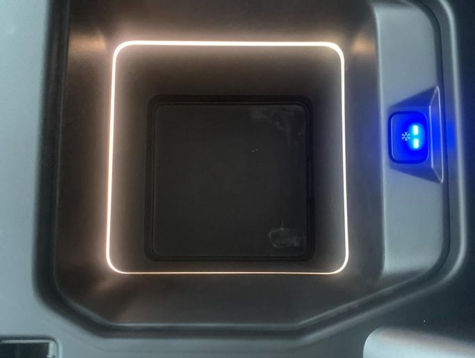 Used Land Rover Defender 110 II, 3.0 l, 2024 in Abu Dhabi by Al Fajr Automobile showroom, Black color. Other | AUTO.AE