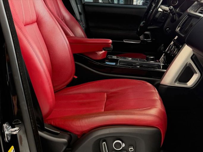 Подержанный Land Rover Range Rover P340 IV, 3.0 л, 2016 в Абу-Даби от Speed Car Motors Черный цвет.  | AUTO.AE