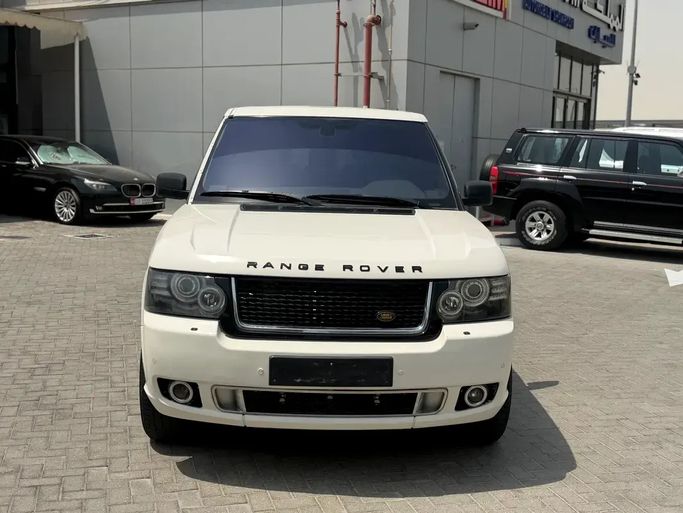 مستعملة Land Rover Range Rover Supercharged ثالثاً فيس ليفت 2, 5.0 l, 2009 في في الإمارات, أبوظبي من Al Hazim Motors، اللون أبيض. مواصفات الخليج | AUTO.AE | إعلان #275936