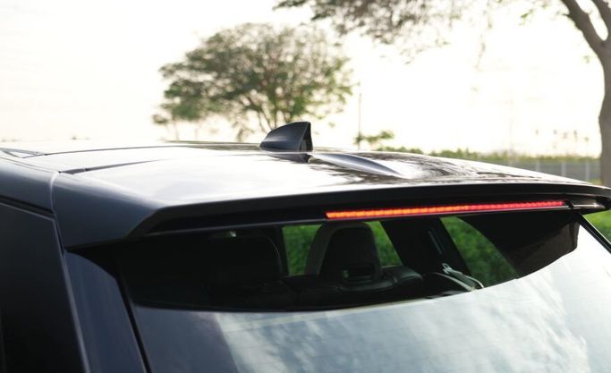 Used Land Rover Range Rover Sport SVR II Facelift, 5.0 l, 2017 in Abu Dhabi by Advantage Motors, Blue color. GCC Specs | AUTO.AE