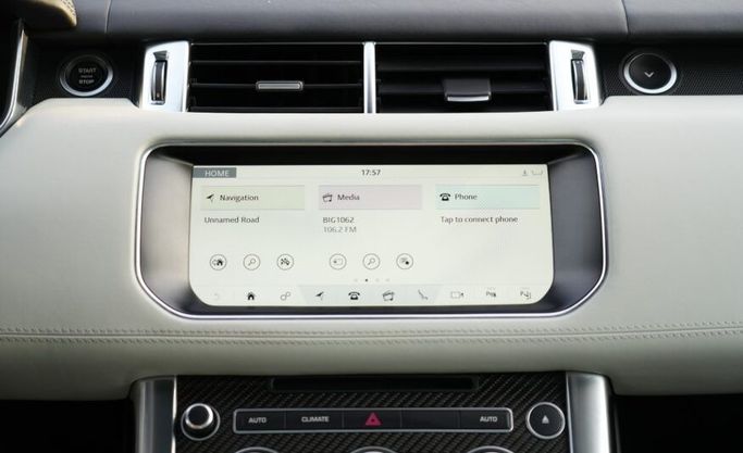 Used Land Rover Range Rover Sport SVR II Facelift, 5.0 l, 2017 in Abu Dhabi by Advantage Motors, Blue color. GCC Specs | AUTO.AE