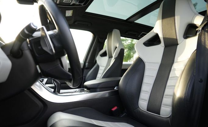 Used Land Rover Range Rover Sport SVR II Facelift, 5.0 l, 2017 in Abu Dhabi by Advantage Motors, Blue color. GCC Specs | AUTO.AE