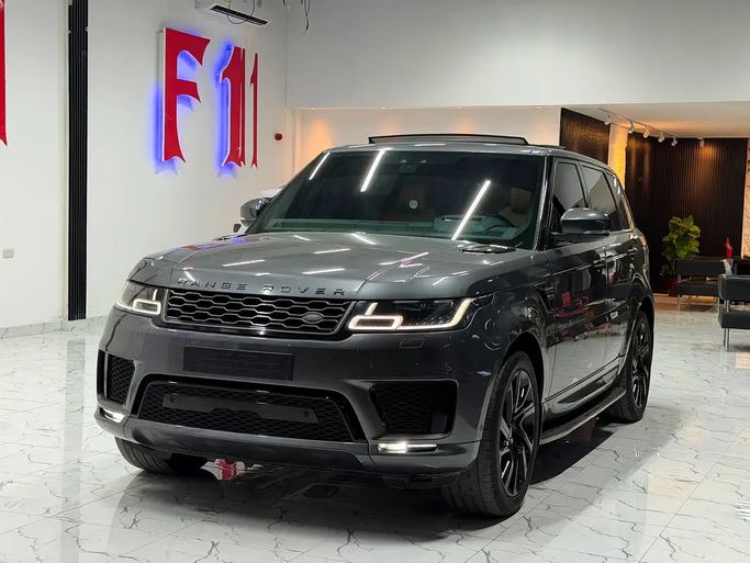 مستعملة Land Rover Range Rover Sport P380 II (L494) Facelift, 3.0 l, 2019 في في الإمارات, أبوظبي من F1 Lebanon vehicle Trading، اللون رمادي. مواصفات الخليج | AUTO.AE | إعلان #275661