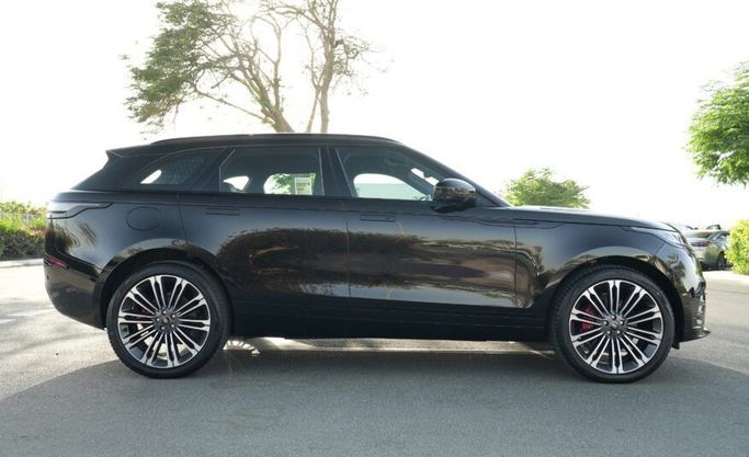 New Land Rover Range Rover Velar P250 I Facelift, 2.0 l, 2025 in Abu Dhabi by Advantage Motors, Black color. GCC Specs | AUTO.AE