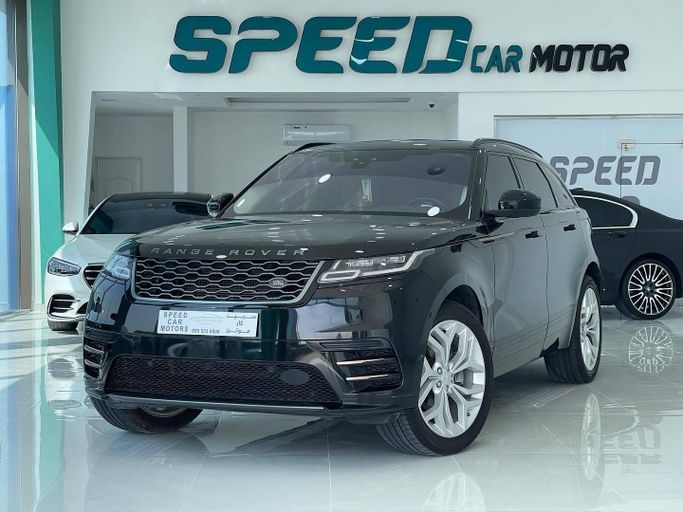 Подержанный Land Rover Range Rover Velar P250 I, 2.0 л, 2020 в Абу-Даби от Speed Car Motors Черный цвет.  | AUTO.AE
