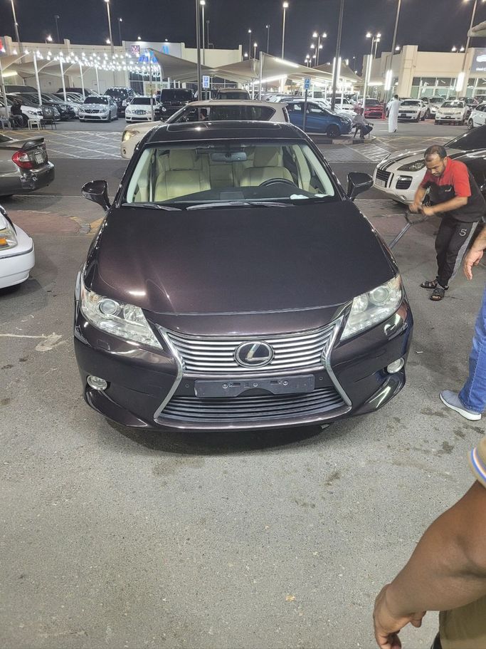 Used Lexus ES 250 VI (XV60), 2.5 l, 2013 in Abu Dhabi, Brown color. GCC Specs | AUTO.AE | Listing #250240