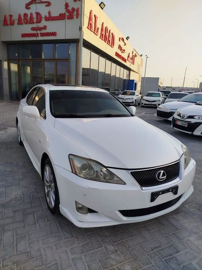 Used Lexus IS 300 II, 3.0 l, 2008 in Abu Dhabi by Al Asad Automobile Showroom, White color. GCC Specs | AUTO.AE