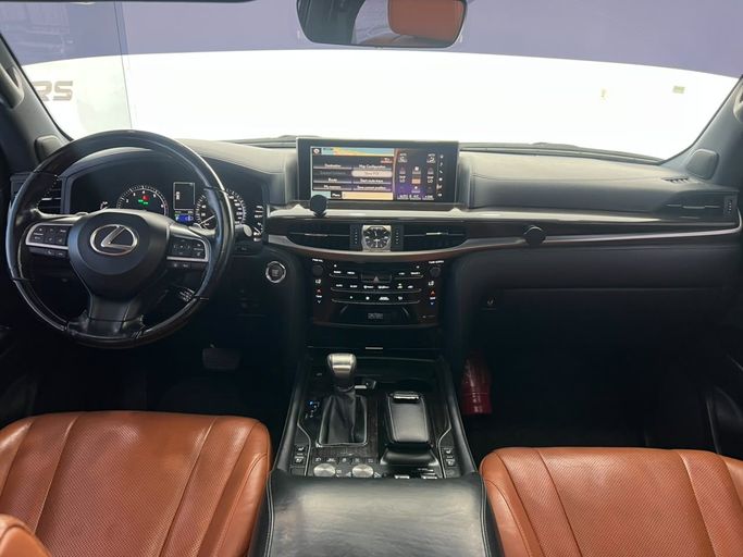 Новый Lexus LX 570 III Рестайлинг 2, 5.7 л, 2017 в ОАЭ, Абу-Даби от The One Motors Белый цвет. GCC | AUTO.AE | Объявление #295629 — фото 13 из 21