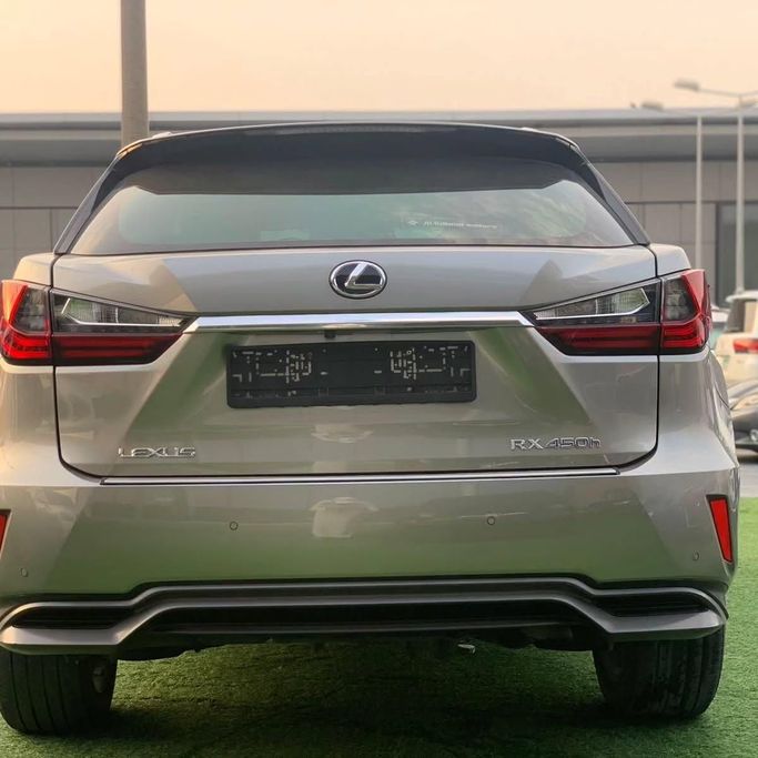 Used Lexus RX 450h IV Facelift, 3.5 l, 2020 in Abu Dhabi by Al Fajr Automobile showroom, Silver color. GCC Specs | AUTO.AE