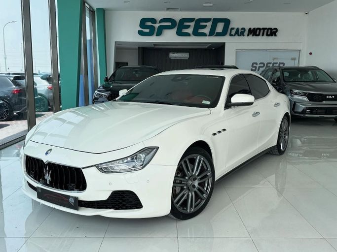 Used Maserati Ghibli S Q4 III Facelift, 3.0 l, 2017 in Abu Dhabi by Speed Car Motors, White color. GCC Specs | AUTO.AE