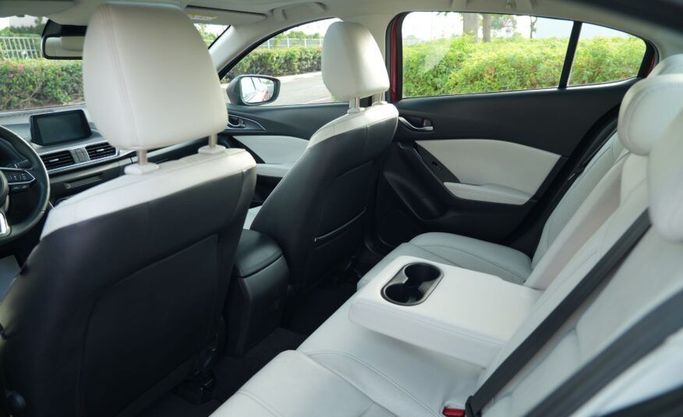 Used Mazda 3 III (BM) Facelift, 2.0 l, 2017 in Abu Dhabi by Advantage Motors, Red color. GCC Specs | AUTO.AE