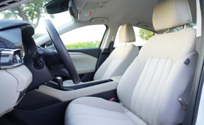 Used Mazda 6 III (GJ) Facelift 2, 2.5 l, 2023 in Abu Dhabi by Advantage Motors, White color. GCC Specs | AUTO.AE