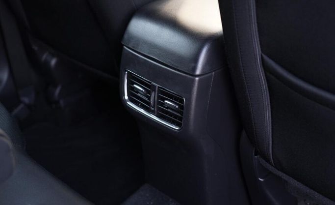 مستعملة Mazda CX-5 شد الوجه الثاني, 2.5 l, 2023 في في أبو ظبي من Advantage Motors، اللون أخضر. مواصفات الخليج | AUTO.AE