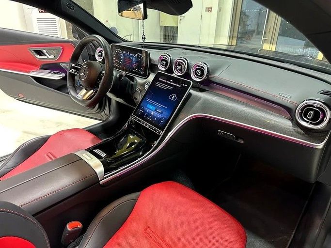 Подержанный Mercedes-Benz CLE AMG 450, 3.0 л, 2024 в Абу-Даби от Al Ramz Motors Черный цвет. GCC | AUTO.AE