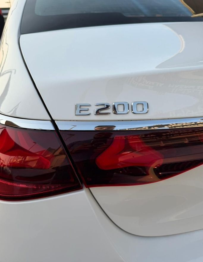 Used Mercedes-Benz E-Class 200 VI (W214, S214), 2.0 l, 2025 in Sharjah by Al Masah Al Malakia, White color. Korean Specs | AUTO.AE