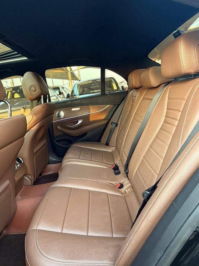 Used Mercedes-Benz E-Class 250 V (W213, S213, C238), 2.0 l, 2021 in Sharjah by Al Masah Al Malakia, Black color. Korean Specs | AUTO.AE