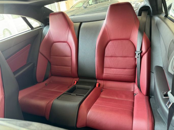 Used Mercedes-Benz E-Class 200 IV (W212, S212, C207) Facelift, 2.0 l, 2016 in Abu Dhabi by Al Laith Cars Showroom, White color. GCC Specs | AUTO.AE