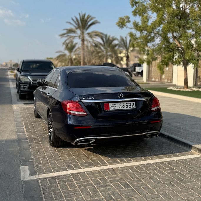 Used Mercedes-Benz E-Class 200 V (W213, S213, C238), 2.0 l, 2017 in Abu Dhabi by Al Shorook Used Car Exhibition, Blue color. GCC Specs | AUTO.AE | Listing #263502