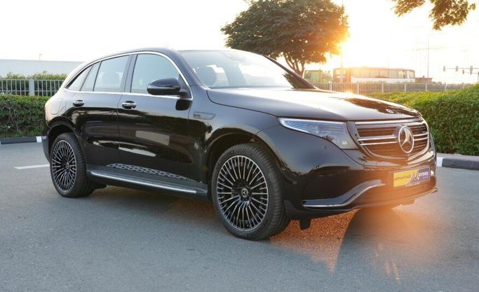 جديدة Mercedes-Benz EQC 400 ط (رقم 293), 2022 في في أبو ظبي من Advantage Motors، اللون أسود. مواصفات الخليج | AUTO.AE