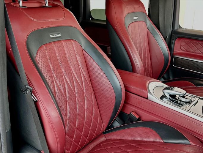 Подержанный Mercedes-Benz G-Class AMG 63 AMG II (W463), 4.0 л, 2020 в Абу-Даби от Speed Car Motors Черный цвет.  | AUTO.AE