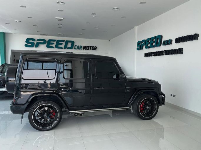 Подержанный Mercedes-Benz G-Class AMG 63 AMG II (W463), 4.0 л, 2020 в Абу-Даби от Speed Car Motors Черный цвет.  | AUTO.AE